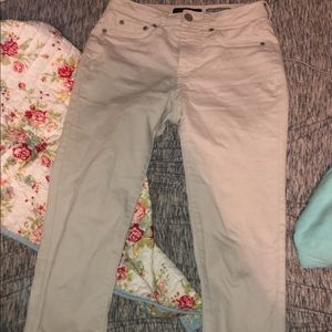 white hollister skinny jeans